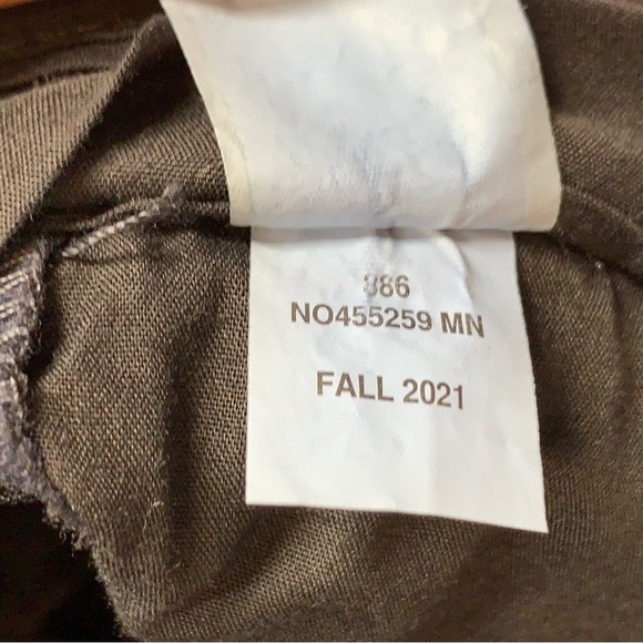 NORDSTROM Trim Straight Leg Stretch Flat Front Chino Trousers in Black - Picture 8 of 11